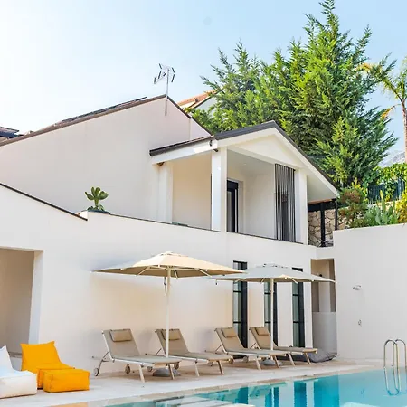 16 Dhermi By Pikhost *