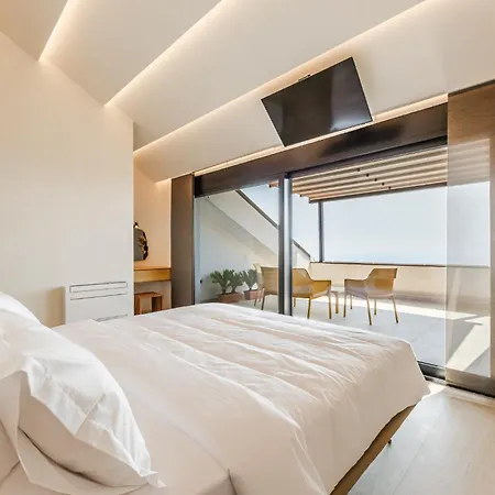 Villa 16 Dhermi By Pikhost Gjilek