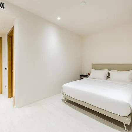 16 Dhermi By Pikhost *