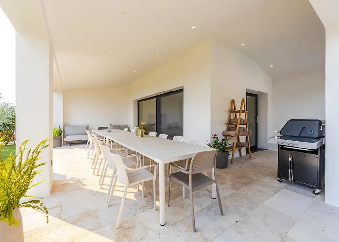 16 Dhermi By Pikhost