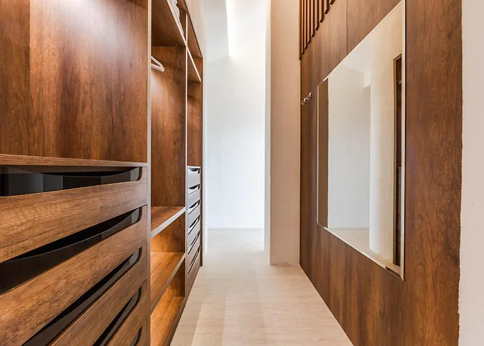 16 Dhermi By Pikhost * Gjilek